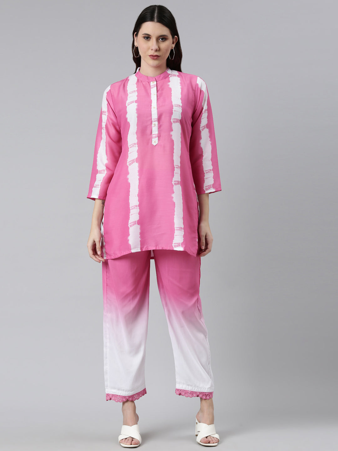 Neeru's Pink Color Straight Kurta With Trouser