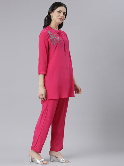 Neeru's Pink Regular Straight Solid Kurta And Trousers