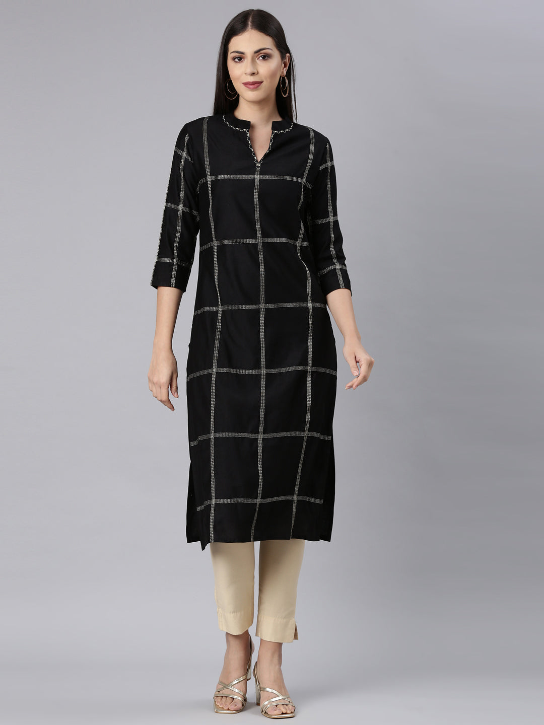 Neerus Black Straight Casual Solid Straight Kurtas