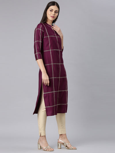 Neerus Maroon Straight Casual Solid Straight Kurtas