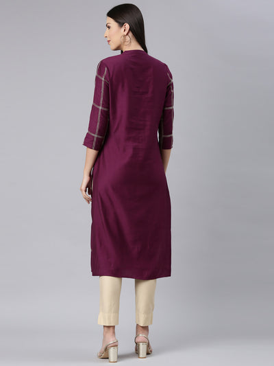 Neerus Maroon Straight Casual Solid Straight Kurtas