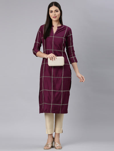 Neerus Maroon Straight Casual Solid Straight Kurtas