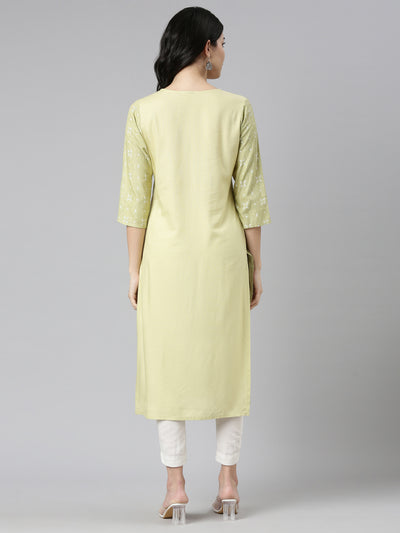 Neeru's Green Regular Straight Printed Kurtas