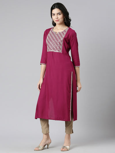 Neeru's Purple Regular Straight Printed Kurtas