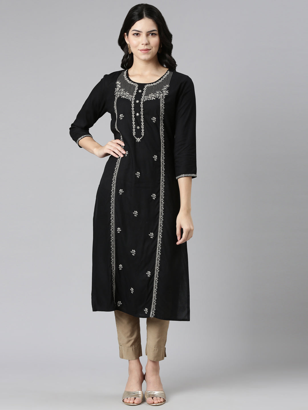 Neeru's Black Regular Straight Embroidered Kurtas