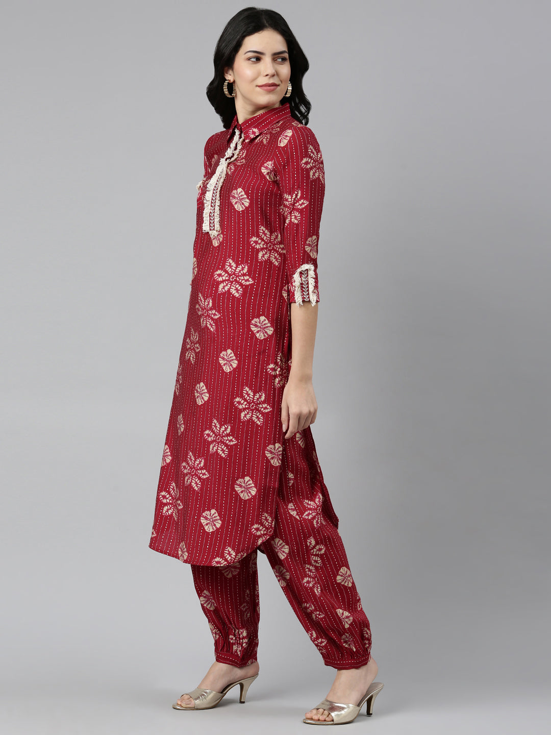 Neeru's Maroon Regular Straight Printed Kurta And Salwar