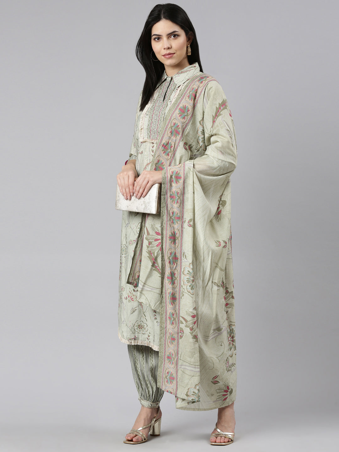 Neeru's Green Regular Straight Printed Kurta And Salwar With Dupatta