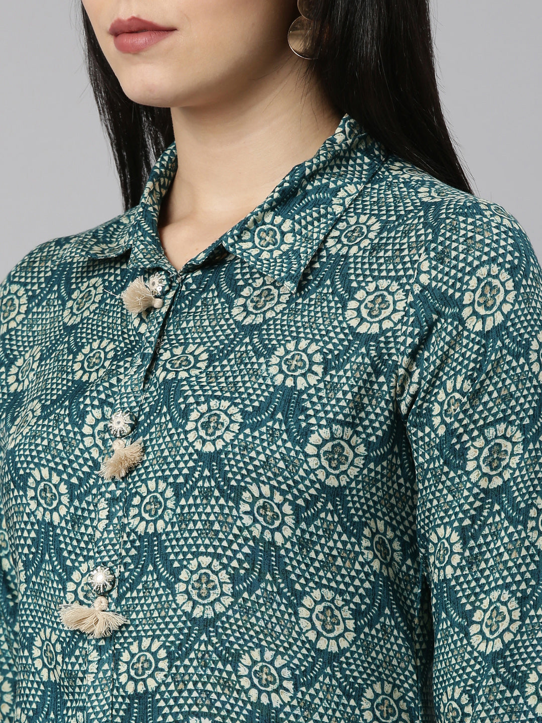 Neeru's Green Regular Straight Printed Kurta And Salwar