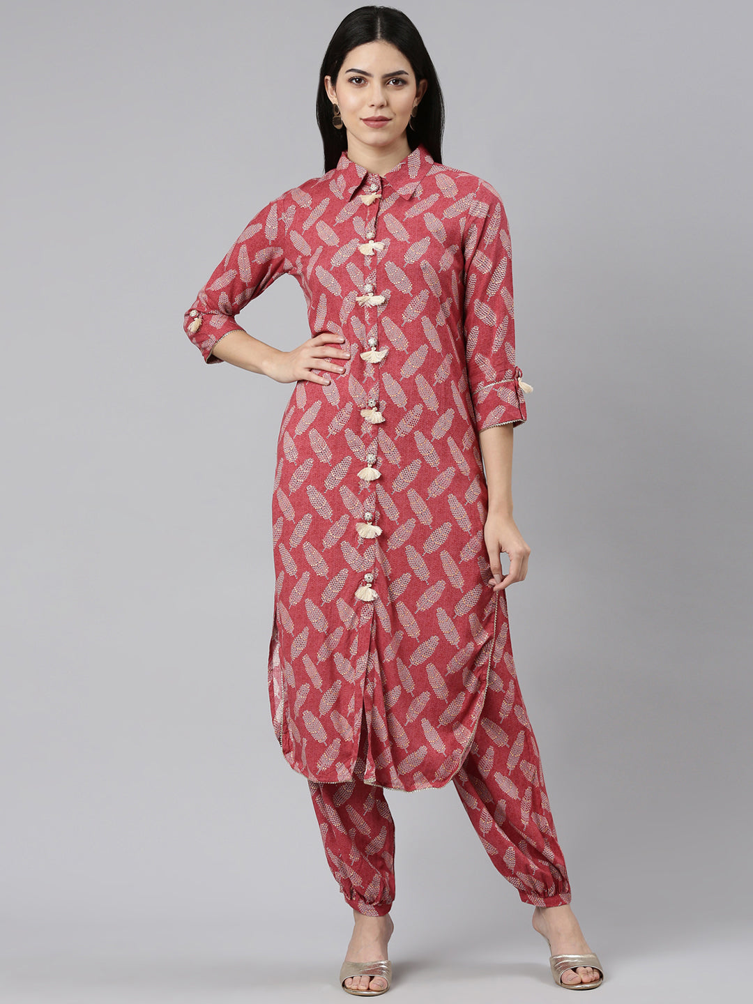 Neeru's Maroon Regular Straight Printed Kurta And Salwar