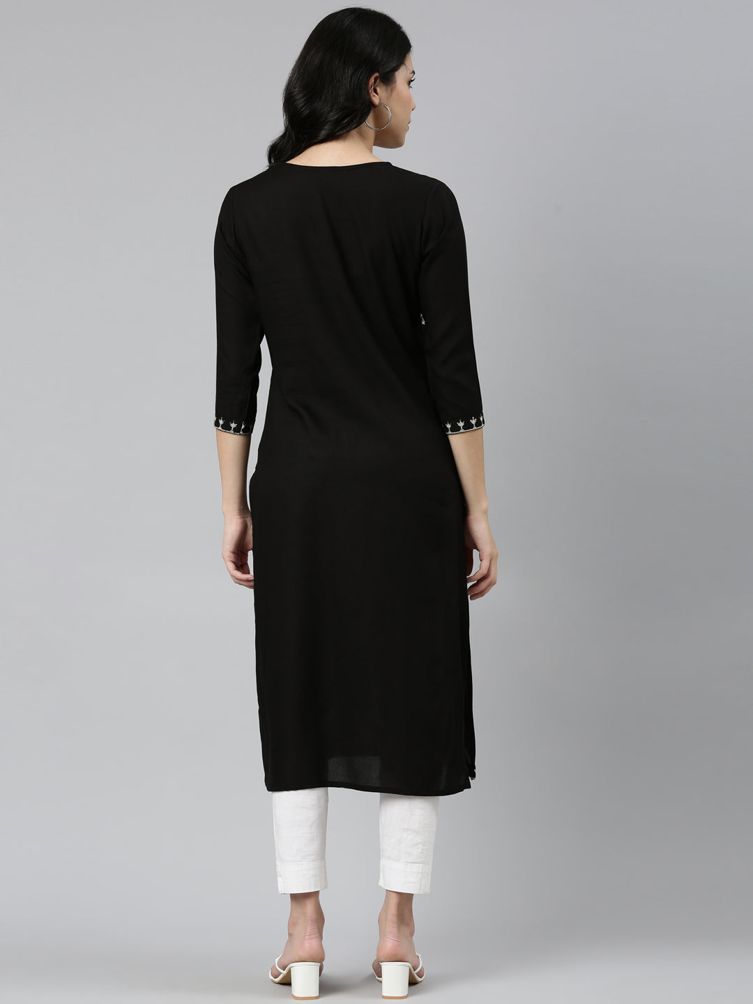 Neeru's Black Regular Straight Embroidered Kurtas