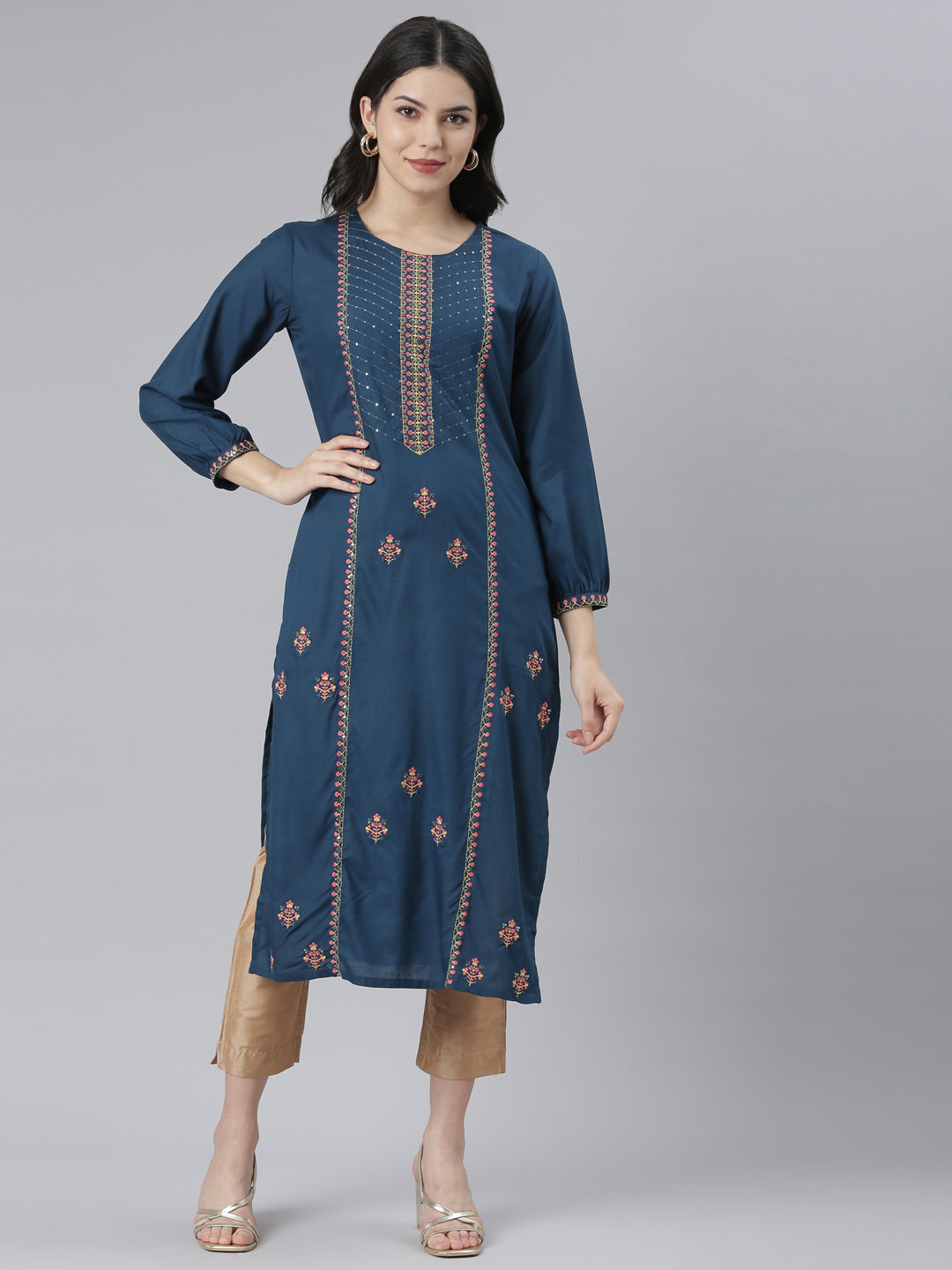 Neeru's Blue Regular Straight Floral Kurtas