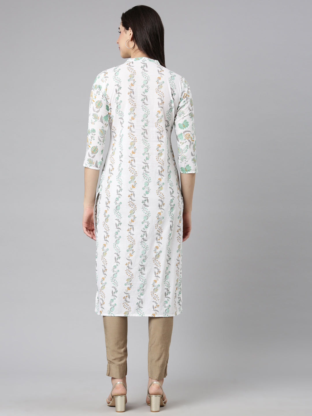 Neerus Sea Green Regular Straight Floral Kurtas