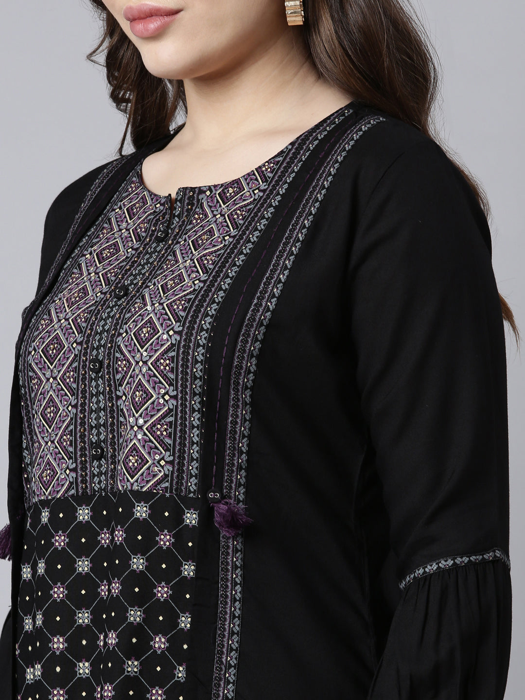 Neerus Black Regular Straight Woven Design Kurtas