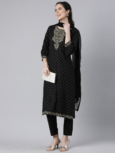 Neerus Black Regular Straight Floral Kurta And  Trousers With Dupatta