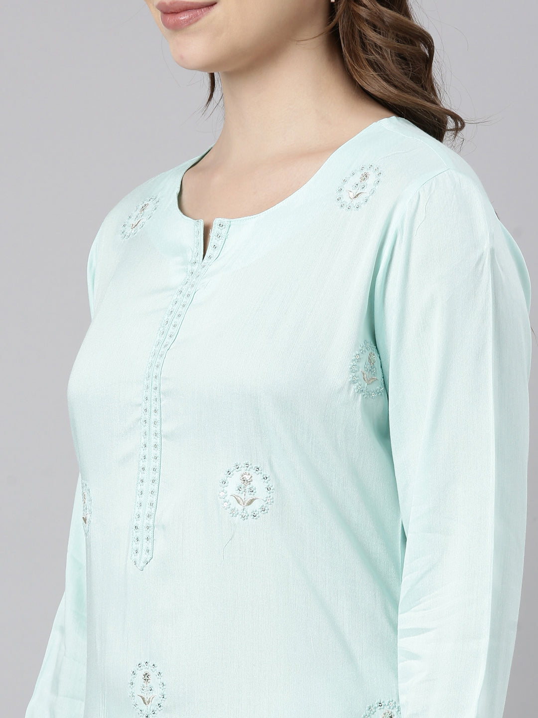 Neerus Sea Green Regular Straight Floral Kurtas