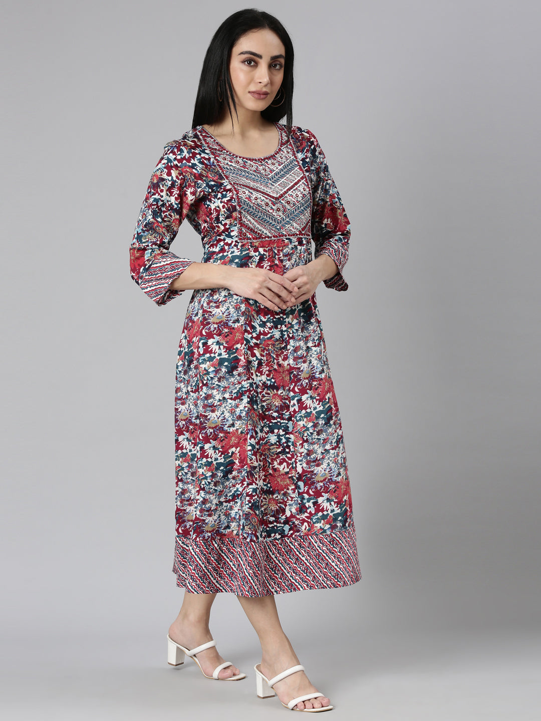 Neerus Maroon Straight Casual Floral Straight Kurtas