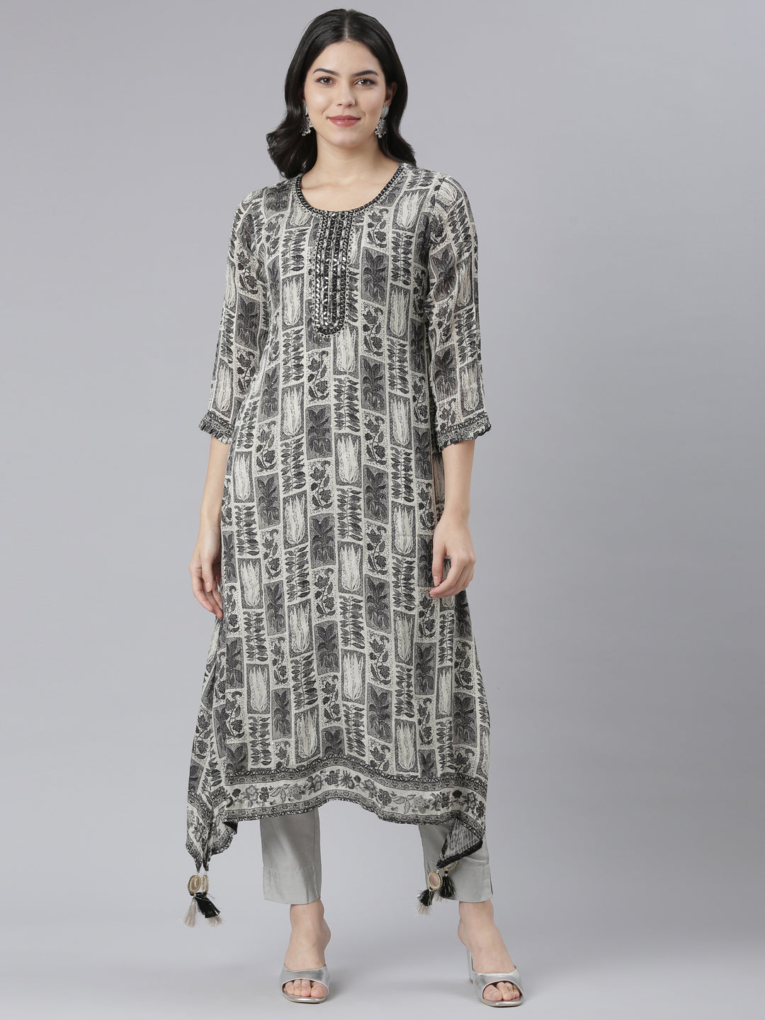 Neeru's Black Regular A-Line Tribal Kurtas