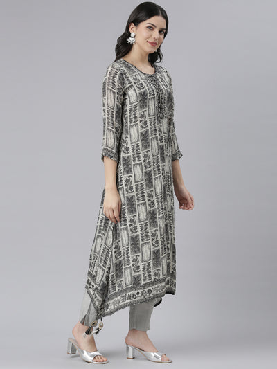 Neeru's Black Regular A-Line Tribal Kurtas