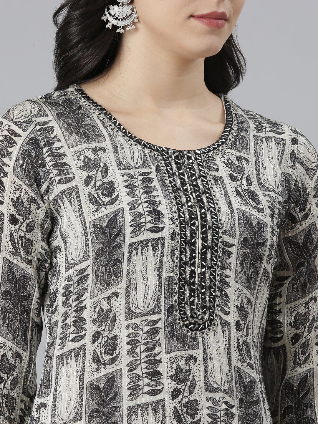 Neeru's Black Regular A-Line Tribal Kurtas