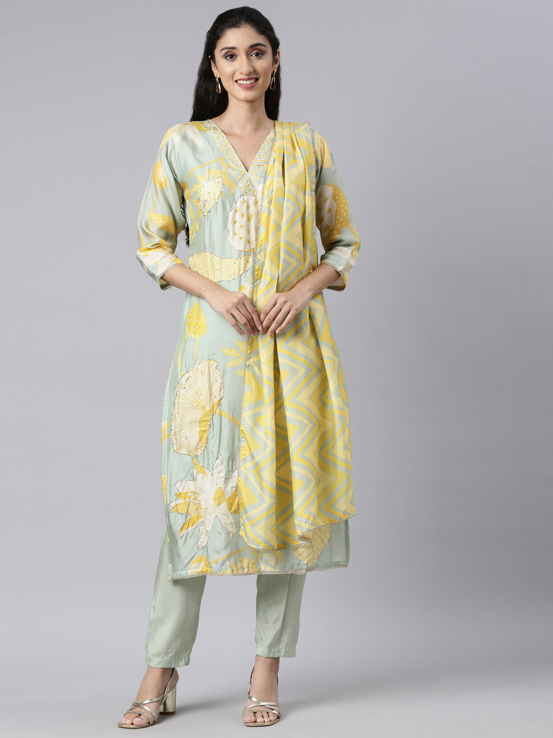 Neerus Green Panelled Straight Kurta and Trousers With Dupatta