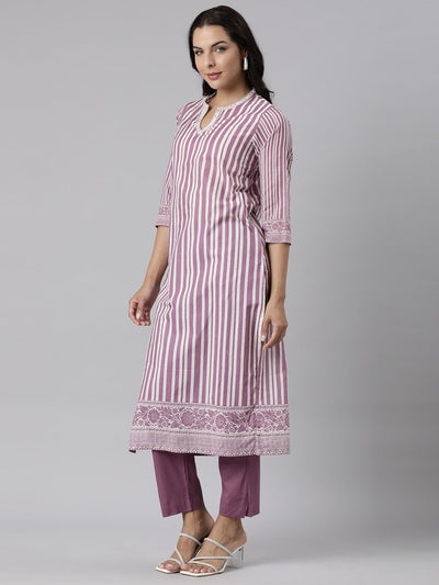 Neerus Lavender Panelled Straight Printed Kurta And Trousers With Dupatta