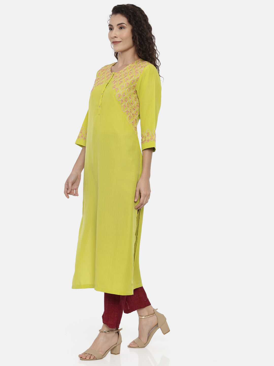 Neerus Women Yellow Yoke Design Thread Work Kurta