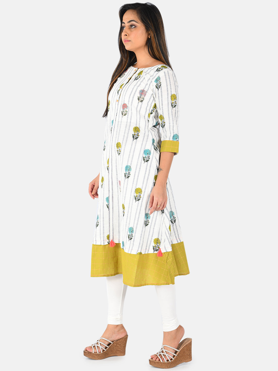 Neerus Women Off-White Printed Anarkali Kurta