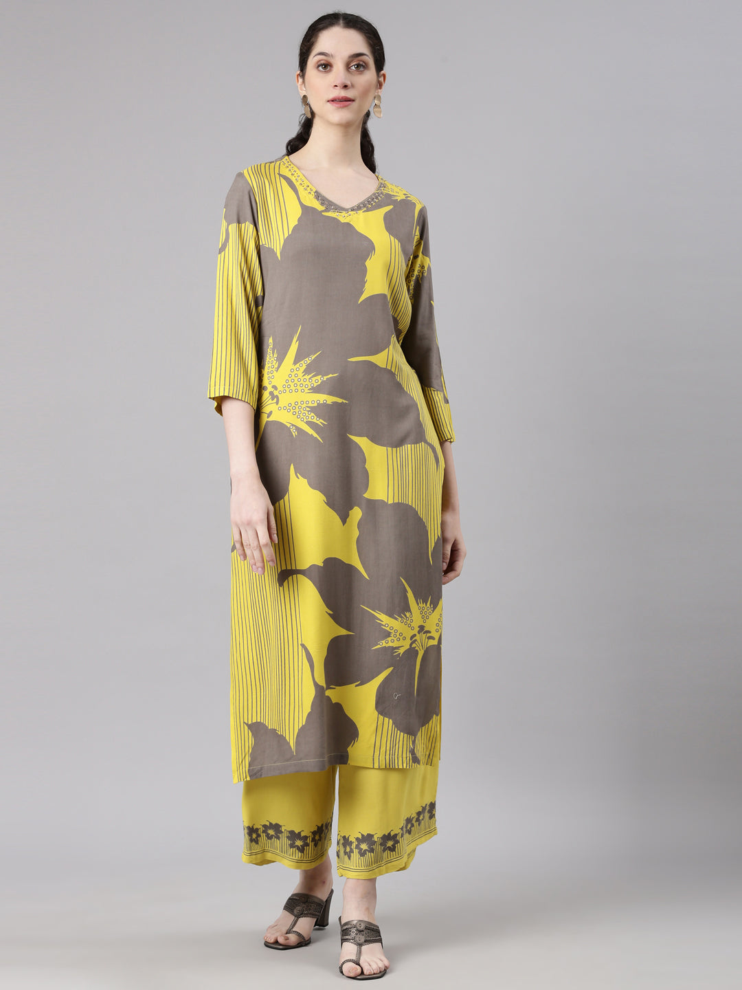 Neerus Yellow Straight Casual Floral Kurta and Plazzo