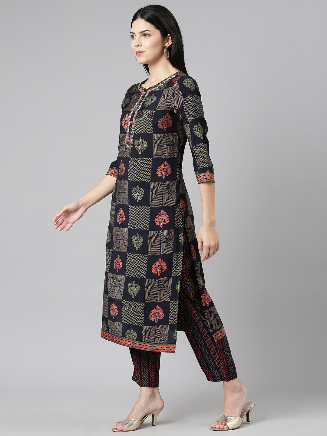 Neeru's Navy Blue Regular Straight Printed Readymade suits