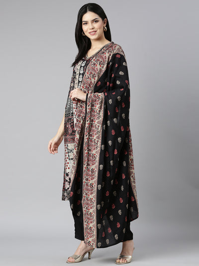 Neerus Black Regular Straight Paisley Kurta And Trousers With Dupatta