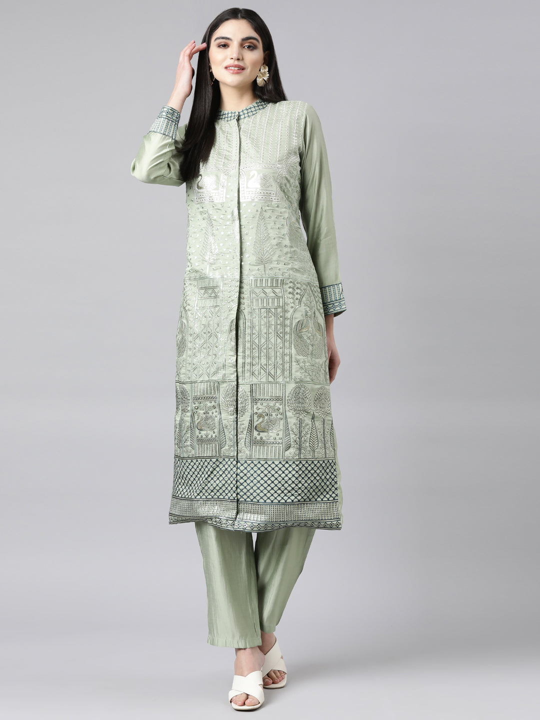 Neerus Green Regular Straight Animal Kurta And Trousers