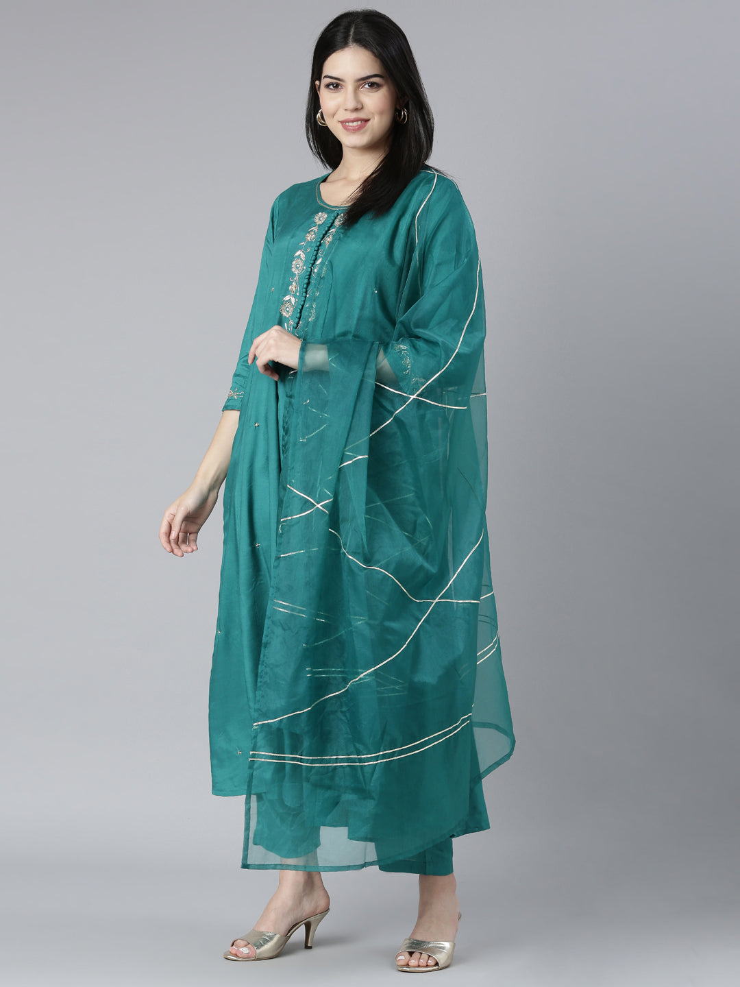 Neerus Green Regular Straight Solid Kurta And Trousers With Dupatta