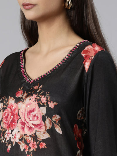 Neeru's Black Regular Straight Floral Readymade Suits