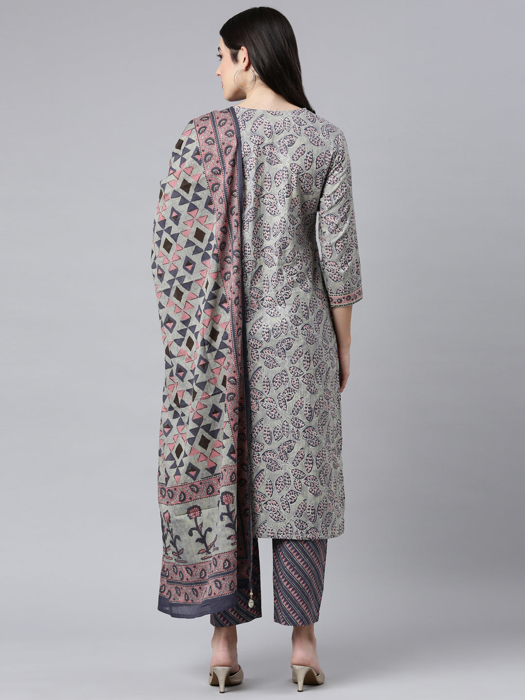 Neerus Grey Regular Straight Floral Kurta And Trousers With Dupatta