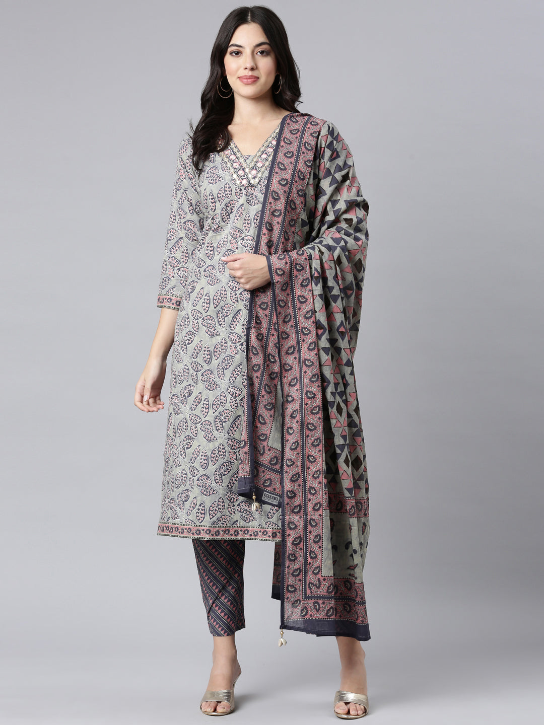 Neerus Grey Regular Straight Floral Kurta And Trousers With Dupatta