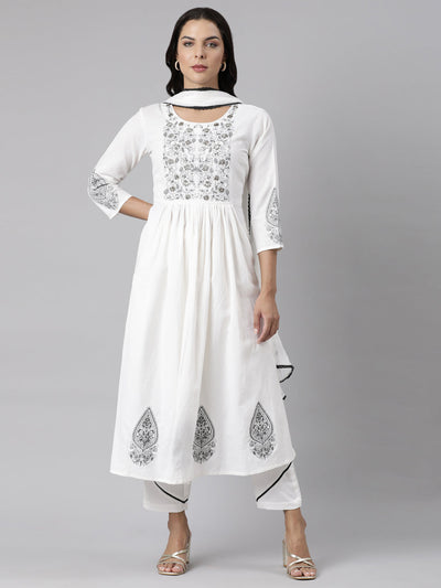 Neerus White Panelled Straight Printed Kurta And Trousers With Dupatta