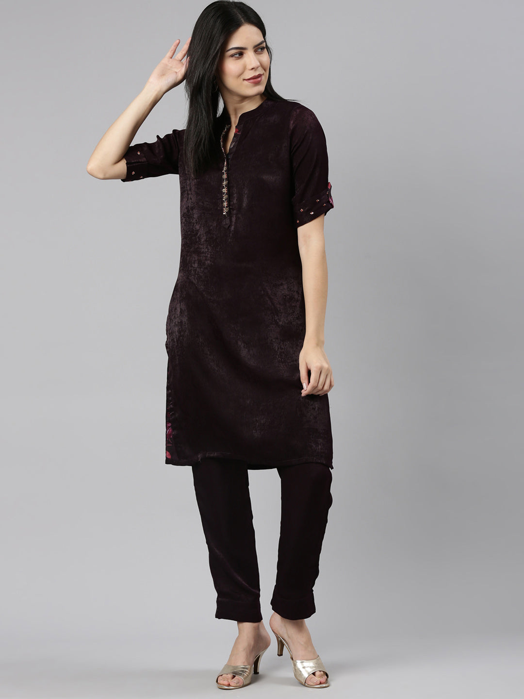 Neeru's Purple Regular Straight Solid Kurta And Trousers