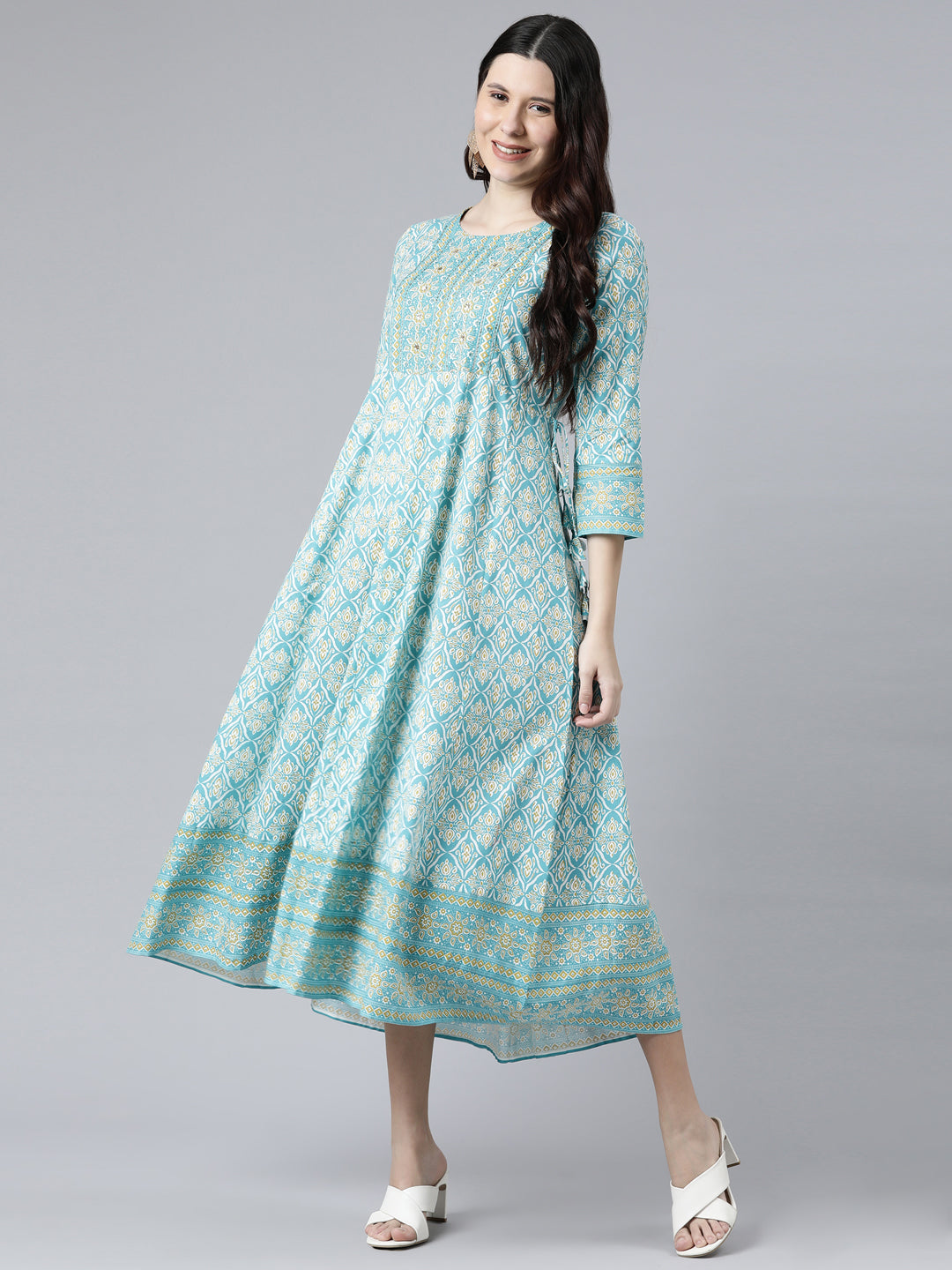 Neeru's Sea Green Color Cotton Fabric Floral Kurta