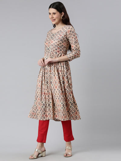 Neeru's Peach Color Rayon Fabric Printed Kurta