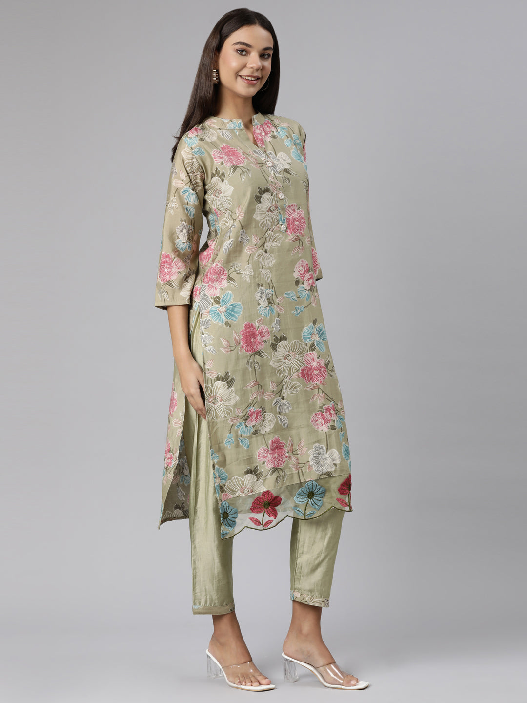 Neeru's Green Regular Straight Floral Kurta And Trousers With Dupatta