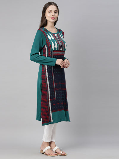 Neerus Women Green  Navy Blue Geometric Acrylic Knitted Kurta