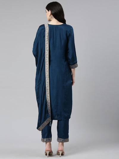 Neeru's Green Regular Straight Printed Kurta And Trousers With Dupatta