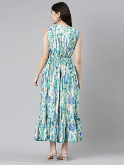 Neeru's Green Straight Casual Printed Gown