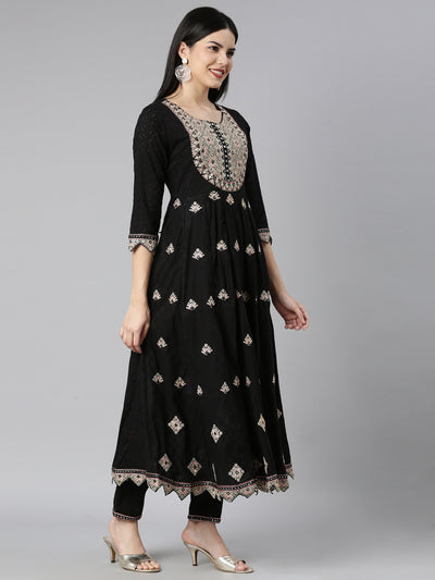 Neerus Black Regular Straight Floral Kurta And Trousers With Dupatta