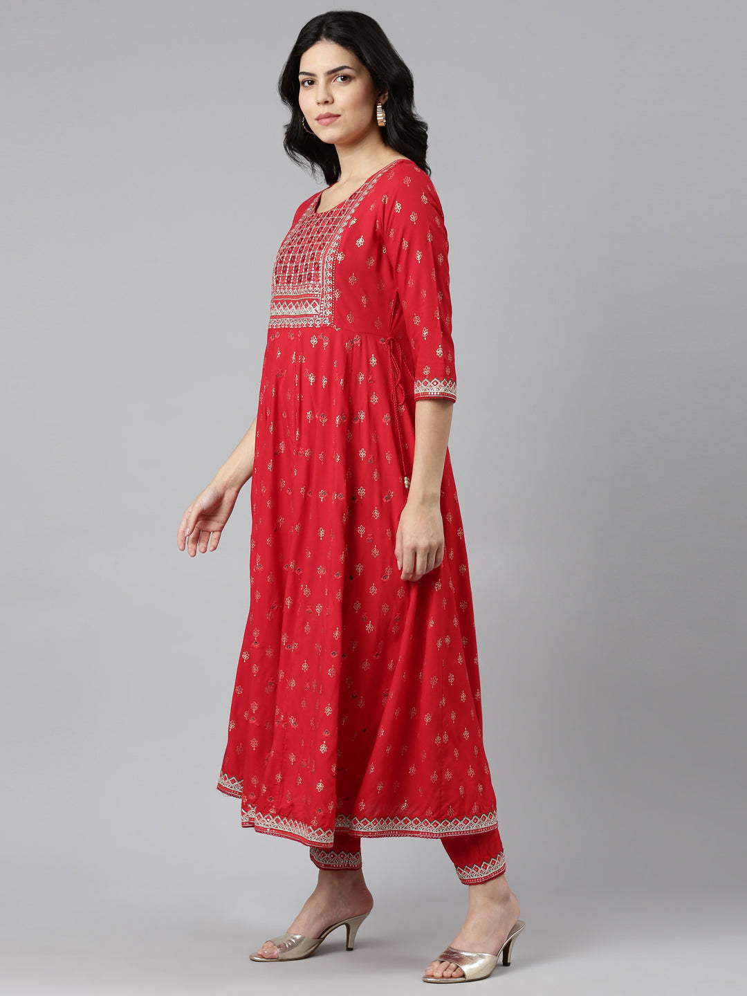 Neeru's Red Regular Straight Printed Kurta And Trousers With Dupatta