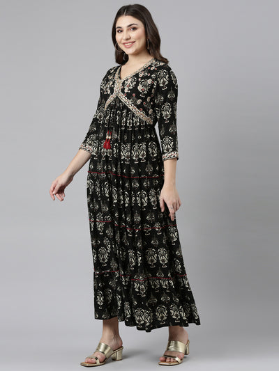 Neeru's Black Straight Casual Printed Dress