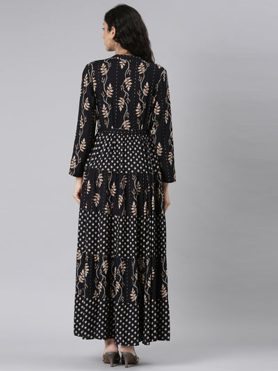 Neerus Black Curved Casual Floral Maxi Dresses