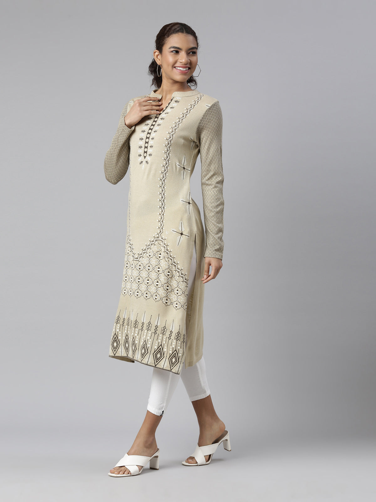 Neeru's Winter Wear Camel Brown Geometric Printed Acrylic Kurta For Women