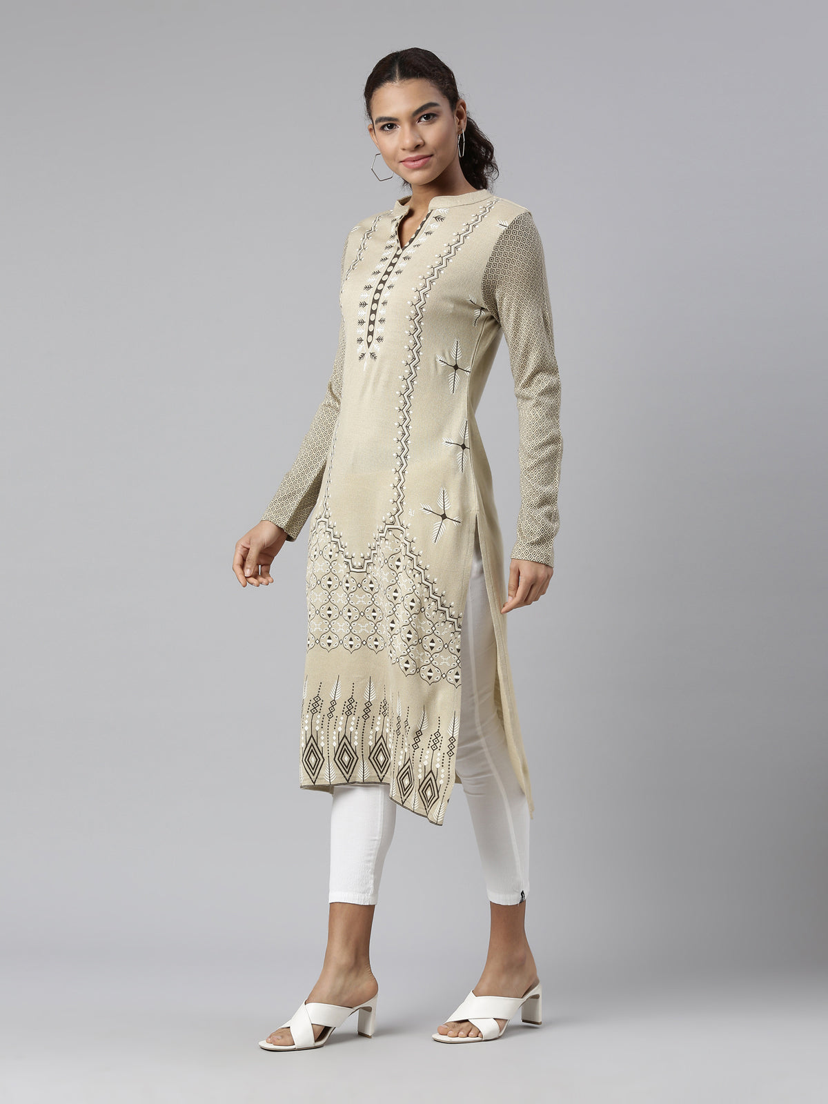 Neeru's Winter Wear Camel Brown Geometric Printed Acrylic Kurta For Women