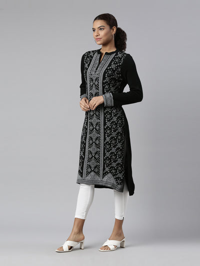 Neeru's Winter Wear Black Ethnic Motifs Printed Acrylic Kurta For Women